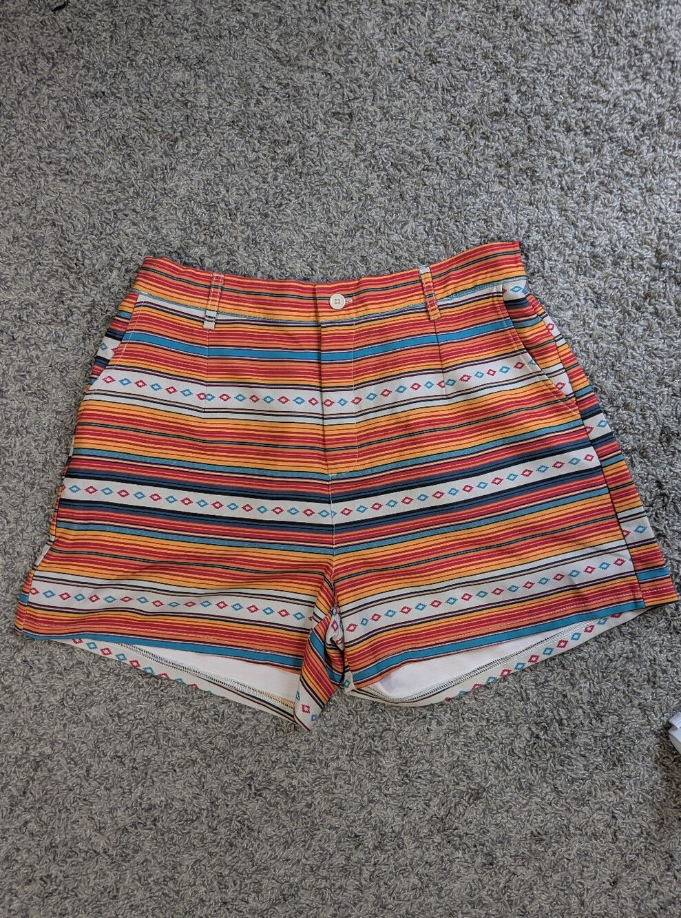 🎆 Rowdy Crowd Aztec Boho Multicolor Striped Shorts Size L NWOT - Picture 2 of 4